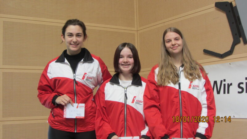 Gewehr Junioren: 2. Anna Lena Eggli (SOSV); 1. Gina Gyger (SOSV) 3. Jasmin Blum (SOSV)