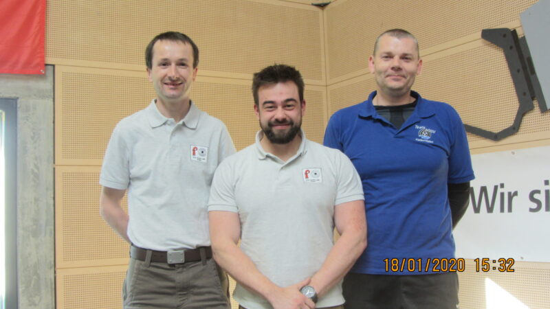 Pistole Elite: 2. Philipp Wild (KSBL); 1. Sandro Loetscher (AGSV); 3. Dieter Grossen (AGSV)